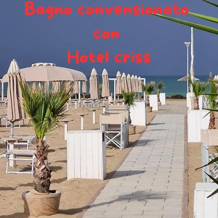 Hotel Criss Rimini Eksteriør billede